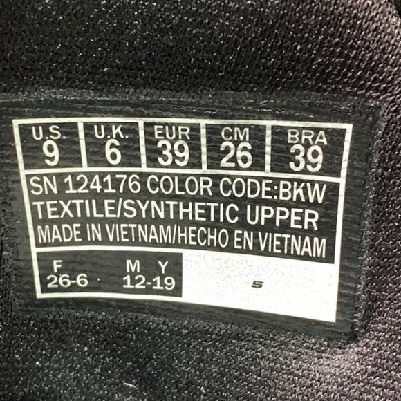 🔴 SKECHERS GOGA MAT STRETCH FIT Women`s Size 9 Black White Comfort Shoes 124176 - Picture 8 of 8